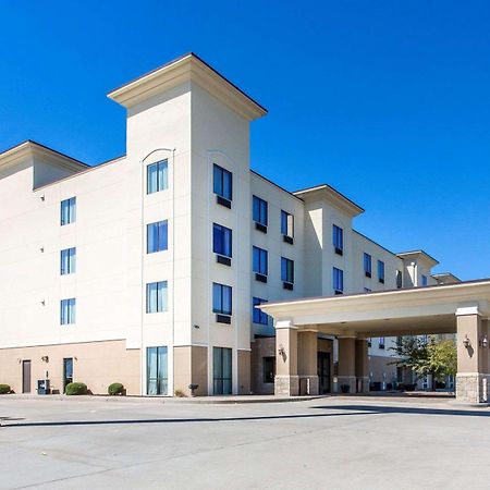 Comfort Inn & Suites Madisonville Bagian luar foto